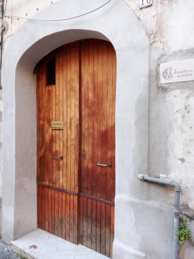 Al Crocifisso...Da Nonna Pia Lägenhet Salerno Exteriör bild